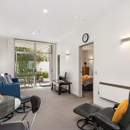 Executive City Pad Free Basement Park Cbd 3 Mins